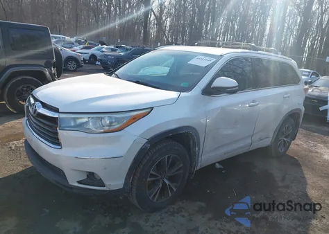 2016 Toyota Highlander Xle V6 z USA, uszkodzony, nr VIN 5TDJKRFH8GS280659